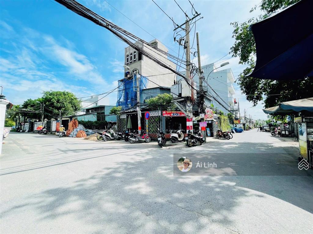 Hàng f0mặt tiền đs ngay tam giác vàng vành đai 2phạm văn đồng 146m2 ngang 6.4m xây dựng 4 tầng