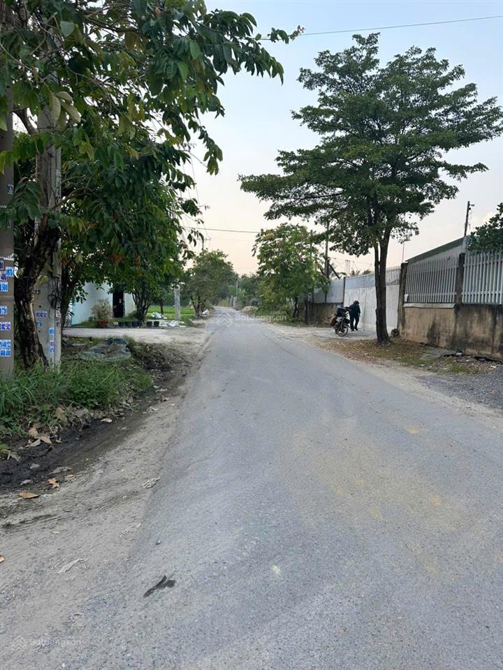 Giảm 3 tỷ bán 1000m2 có xưởng đẹp mặt tiền đường nhị bình, full thổ