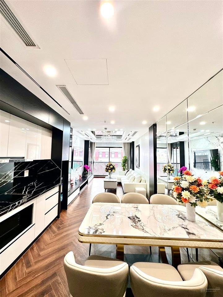 Hiếm! bán nhà phân lô sát phố xuân la, tây hồ ô tô tránhlô góc 72m2, 6t thang máy. nhỉnh 21 tỷ
