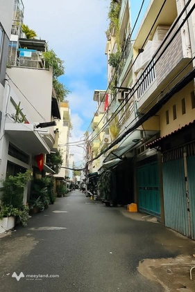 Nhà 4 tầng mặt tiền Quận 4, 3x7m, 3 ngủ, 6.3 tỷ