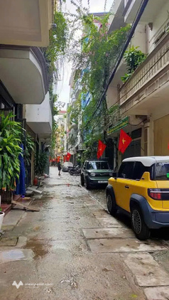 Bán căn hộ 92m2, 4 tầng, kết cấu 7 ngủ, đang có dòng tiền 8,9 tỷ