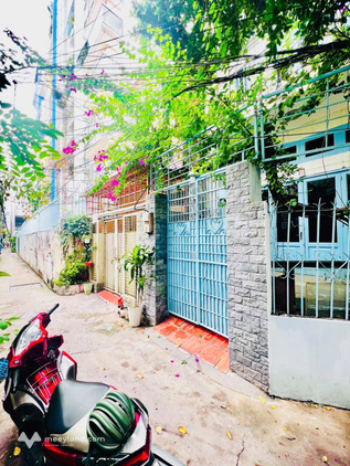 Nhà hẻm 1 trục sát mặt tiền, nở hậu, gần Quận 1 và các trường đại học lớn - Giá chỉ 10.3 tỷ