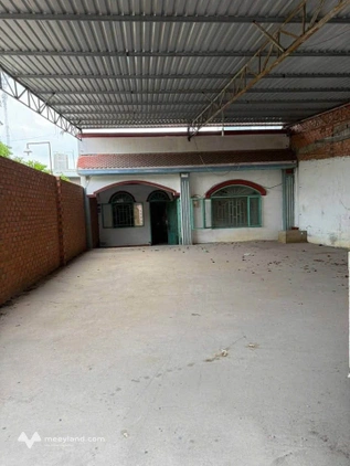 Bán nhà Hóc Môn, gần Phạm Thị Giây, đường xe tải