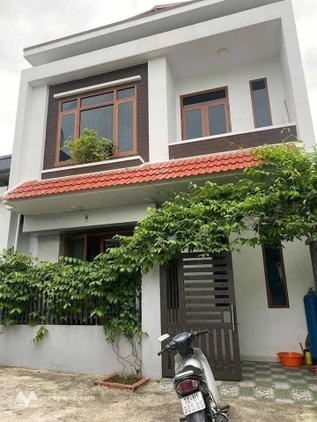 Nhà 2 tầng kiên cố, 65m2, gần Sân vận động Cẩm Phả, 2,5 tỷ