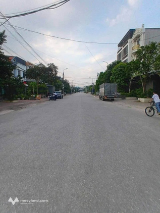Bán gấp nhà 2 tầng cũ hông chợ đầu mối Dã Tượng, Lai Thành - Diện tích 93m2, mặt tiền 5.89m