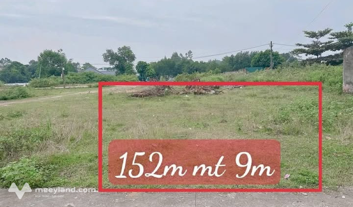 Đất vàng Việt Trì, 152,5m2, mặt tiền 9m, sân bóng trước mặt, giá hời
