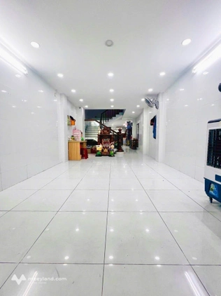 Nhà 5 tầng Đặng Lộ, ngang 3,9m nở hậu, hẻm xe hơi đỗ thoải mái, giá 15.95 tỷ