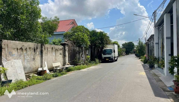 Lô biệt thự 3 mặt tiền Trần Chánh Chiếu, Bà Rịa 210m2, hướng Tây