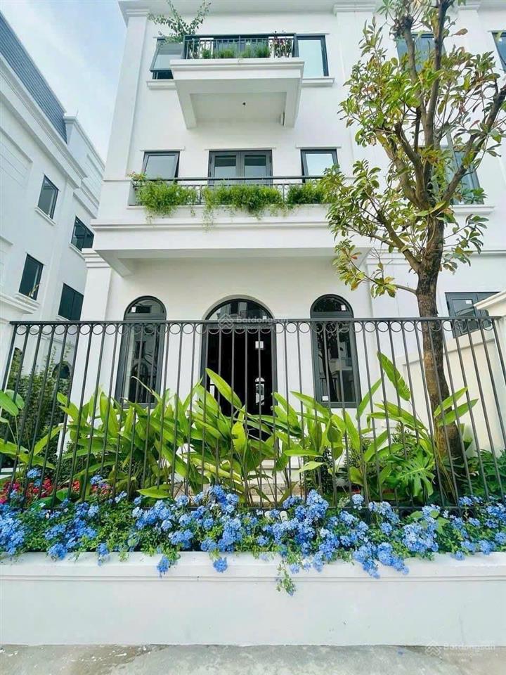 Cắt lỗ biệt thự 170m². mặt tiền 9m, 4 tầng sẵn sổ đỏ. bán nhanh trong tuần, rẻ hơn thị trường 4 tỷ