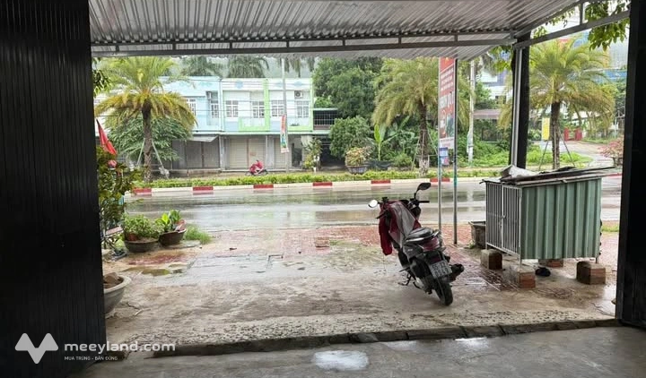 Nhà mặt đường Tây Sơn 108m2 - Giá tốt