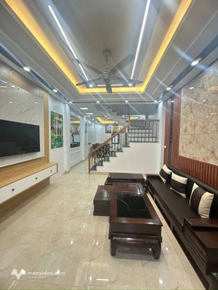 Nhà 3 tầng mới đẹp, vị trí trung tâm Ninh Sơn, sẵn sàng đón chủ nhân