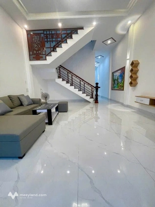 Nhà 2 tầng, mặt tiền kinh doanh Trần Thái Tông, 5m x 20m, giá tốt