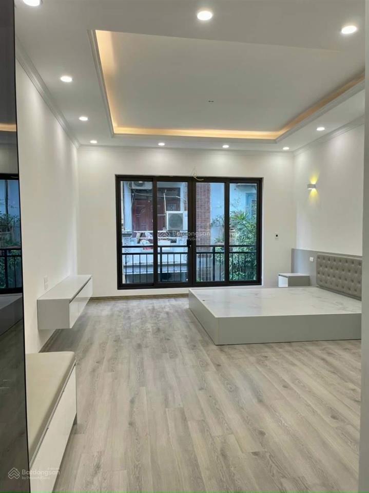 Chính chủ cầm bán nhà phân lô phố linh lang 80m2 x 7 t mt 5m thang máy đường rộng 2 ôtô giá 38 tỷ