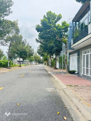 Lô đất mặt tiền Lê Chân, đối diện công viên, giá siêu yêu