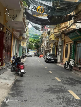 Bán đất trung tâm thành phố Nam Định, ngõ Nguyễn Công Trứ, ô tô tránh nhau thoải mái, giá 2 tỷ