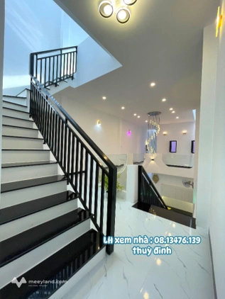 Nhà 3,7 tỷ, trung tâm Tuy Hòa, đủ chỗ đậu xe, tặng nội thất xịn