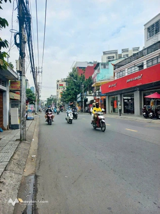 Nhà 49m², 5 tầng, 8 phòng ngủ, Quận 3, vừa ở vừa cho thuê, giá tốt