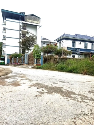 Bán đất thổ cư 109m2, hướng Đông Nam, gần trung tâm thành phố Lào Cai