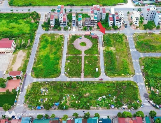 Bán gấp lô góc vườn hoa dân cư dịch vụ Khắc Niệm 2, 95,1m2, mặt tiền 7m, hướng Tây Nam