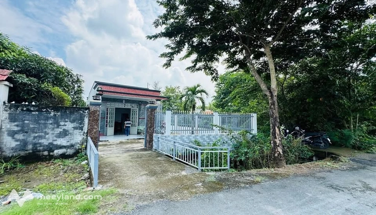 Nhà vườn 190m2, sổ riêng, giá hời 680 triệu gần chợ Đệm