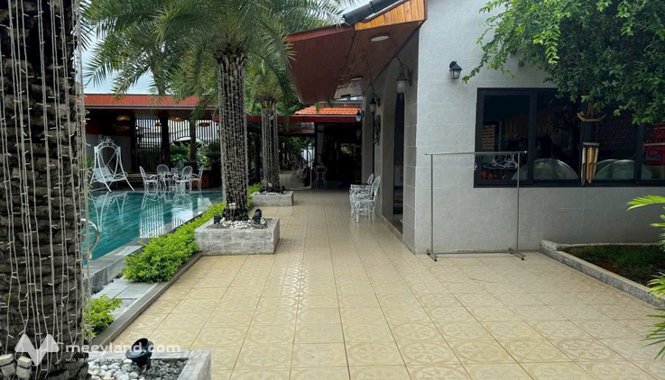 Biệt thự sân vườn sang trọng, trung tâm thành phố Bà Rịa, giảm sốc chỉ còn 20,8 tỷ
