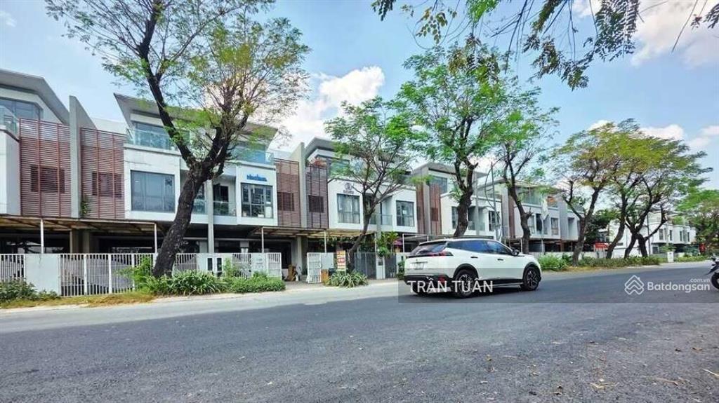 Ngộp! phố đông village 6x20m, đường 20m, 3 lầu, shr. giá ngộp 12,8 tỷ