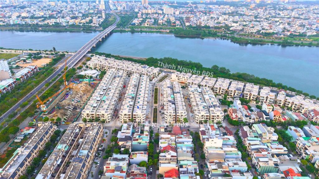 Nhà mặt tiền vũ trọng phụng giá tốt, đường 26m ra sông hàn chỉ vài bước chân