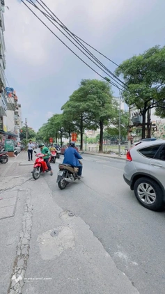 Nhà 4 tầng, đẹp như khách sạn, full nội thất, ngõ rộng ô tô đỗ gần Khương Đình, Thanh Xuân