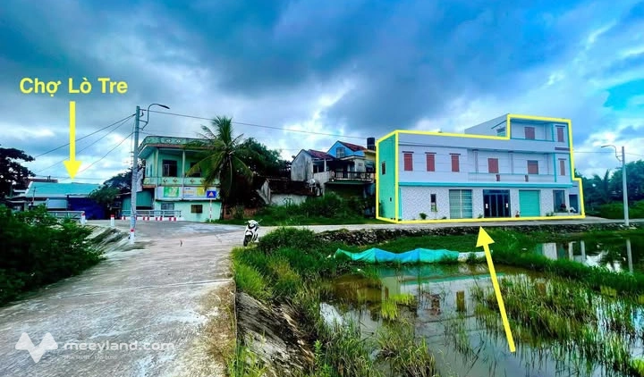 Nhà 1 trệt, 1 lầu, 1 tum, nét xưa tại Thôn Định Thành