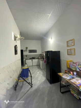Nhà mới cấp 4, ngang 5m, chỉ 700 triệu, Kon Tum