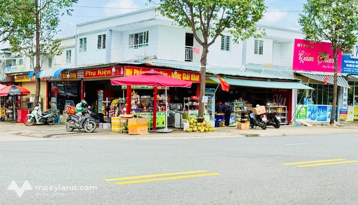 Siêu lô góc 407m2 đối diện khu công nghiệp Mỹ Phước 3, thu nhập khủng 30 triệu/tháng