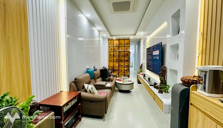 Nhà 5 tầng thang máy trung tâm Thái Thịnh Đống Đa - 49m2, full đồ, ở ngay