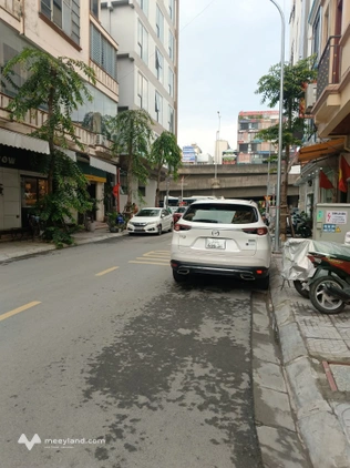 Bán nhà mặt ngõ ô tô đường Nguyễn Xiển, 50m2, 4 tầng