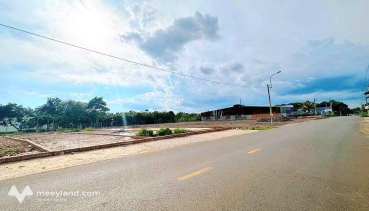 Đất mặt tiền đường nhựa Suối Chồn, Bảo Vinh, cơ hội đầu tư hấp dẫn