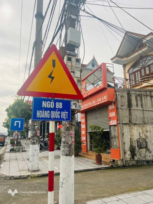 Nhà Cẩm Phả, 184,6m2, mặt tiền 13,5m, hướng Đông, giá sốc 2,3 tỷ