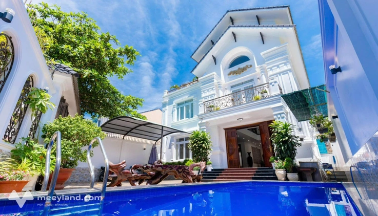 Bán biệt thự 300m2, 5 ngủ, sân vườn, hồ bơi, gara ô tô, gần biển Bãi Sau/Trước, Thành phố Vũng Tàu