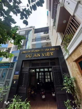 Dinh thự cổ kính giữa lòng Sài Gòn xưa - Mai Thị Lựu, Đa Kao