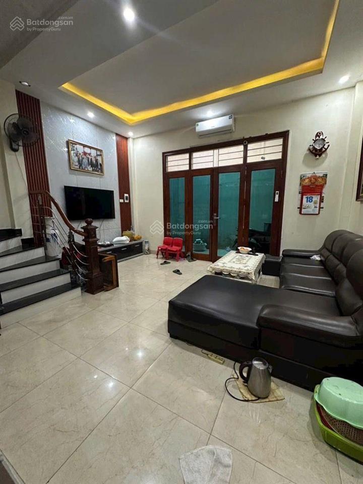 Bán nhà đại từ 39m, 5 tầng, 3 ngủ, full nội thất, gần hồ linh đàm