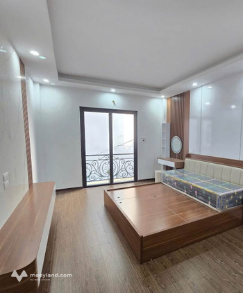 Nhà 40m2, 4 tầng Hồ Tùng Mậu, chỉ nhỉnh 7 tỷ, xách vali vào ở ngay