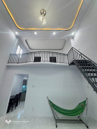 Nhà 3 phòng ngủ Mỹ Tho, 5,7m x 14m, 2 lầu, giá hời 1,99 tỷ, sát Trần Ngọc Giải