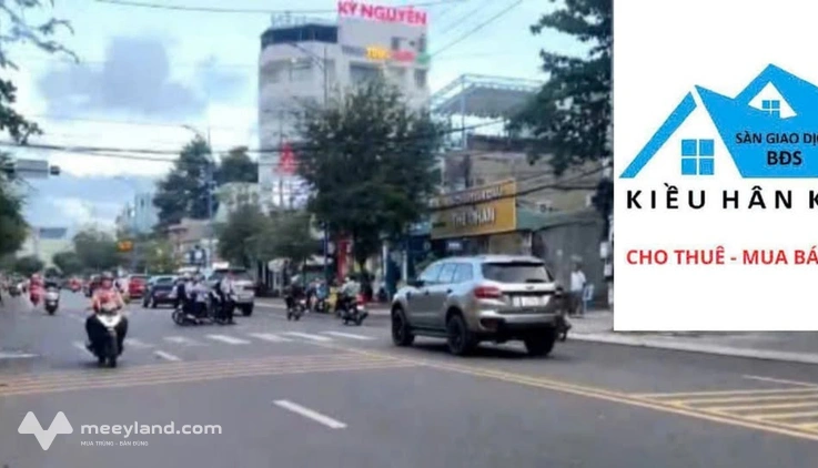 Bán đất nền, 93,6 m², Phường 10