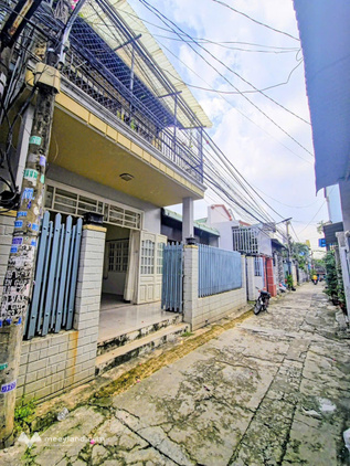 Nhà 1 lầu 1 trệt gần chợ Tam Hòa, Đồng Nai - Sổ riêng, hẻm xe hơi, giá thương lượng