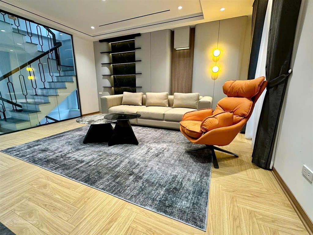 Phú xá an dương, tây hồ, nhà 6 tầng dt 47m2 có thang máy full nt giá 12 tỷ 5 thu về 0856 550 ***