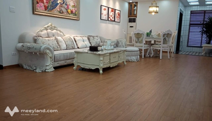Bán căn hộ chung cư 102 Thái Thịnh 146m2, 3 ngủ, 2 vệ sinh, nhà đẹp đủ đồ, giá 11 tỷ