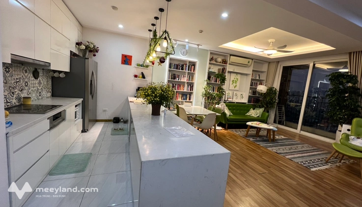 Bán căn hộ chung cư 60 Hoàng Quốc Việt 130m2 nhà đẹp, đủ đồ về ở luôn giá 12 tỷ
