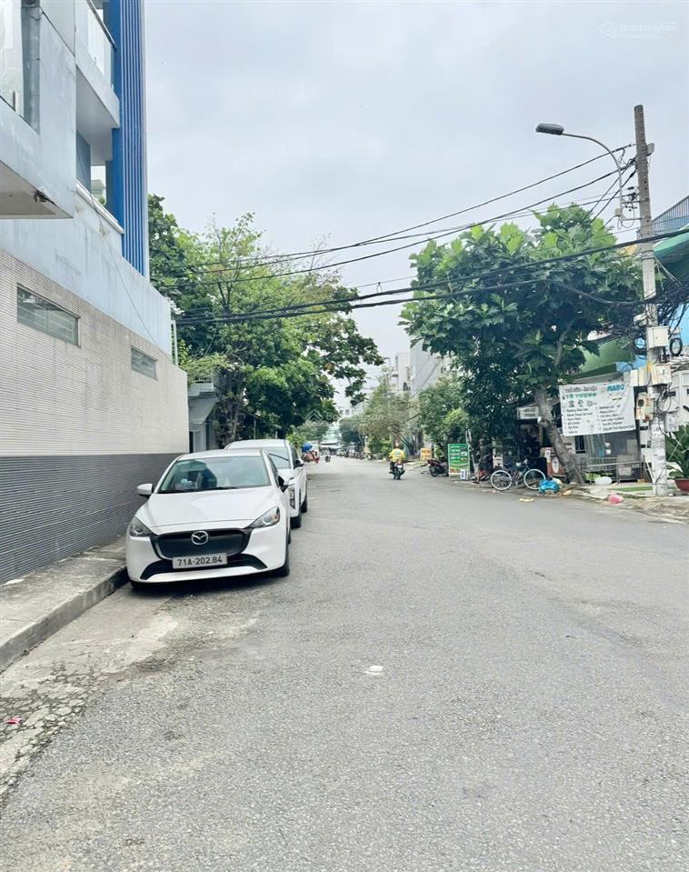 Hẻm xe hơi 6m hậu giang, quận 6 dt khủng 65m2, số vuông vức đối diện công viên chỉ 8.3 tỷ