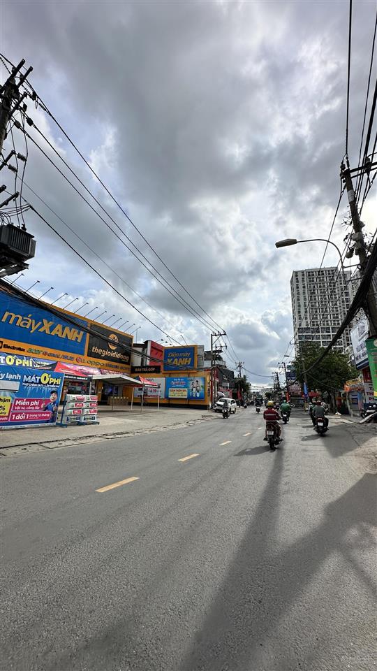Bán đất 55m2 giá 5,5 tỷ chỉ cách đường nguyễn duy trinh 30m.