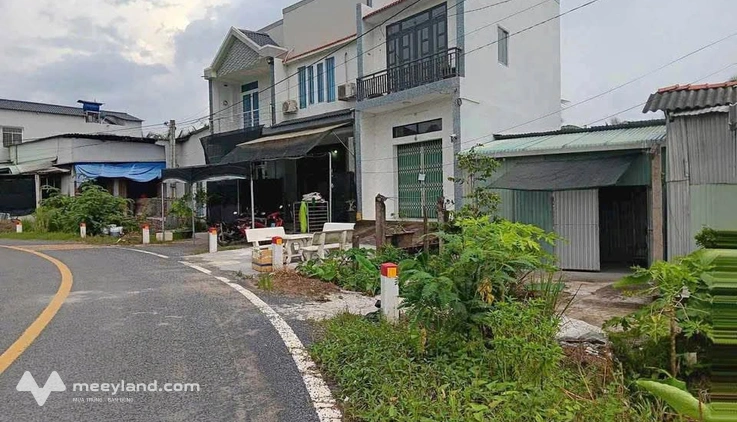 Bán nền mặt tiền đường Gom Cầu Rạch Miễu 2, Bình Phú, Bến Tre