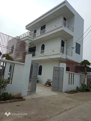 Bán nhà 3 tầng 400m2, có sân vườn rộng tại Điện Biên