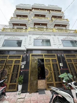Nhà 5 tầng 60m2, 2 phút đến Aeon Tân Phú, 5 phòng ngủ - 6 tỷ